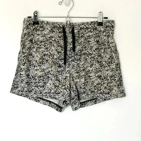 Athleta Farallon Short | Pebbles Texture Black | SZ M - Picture 4 of 11
